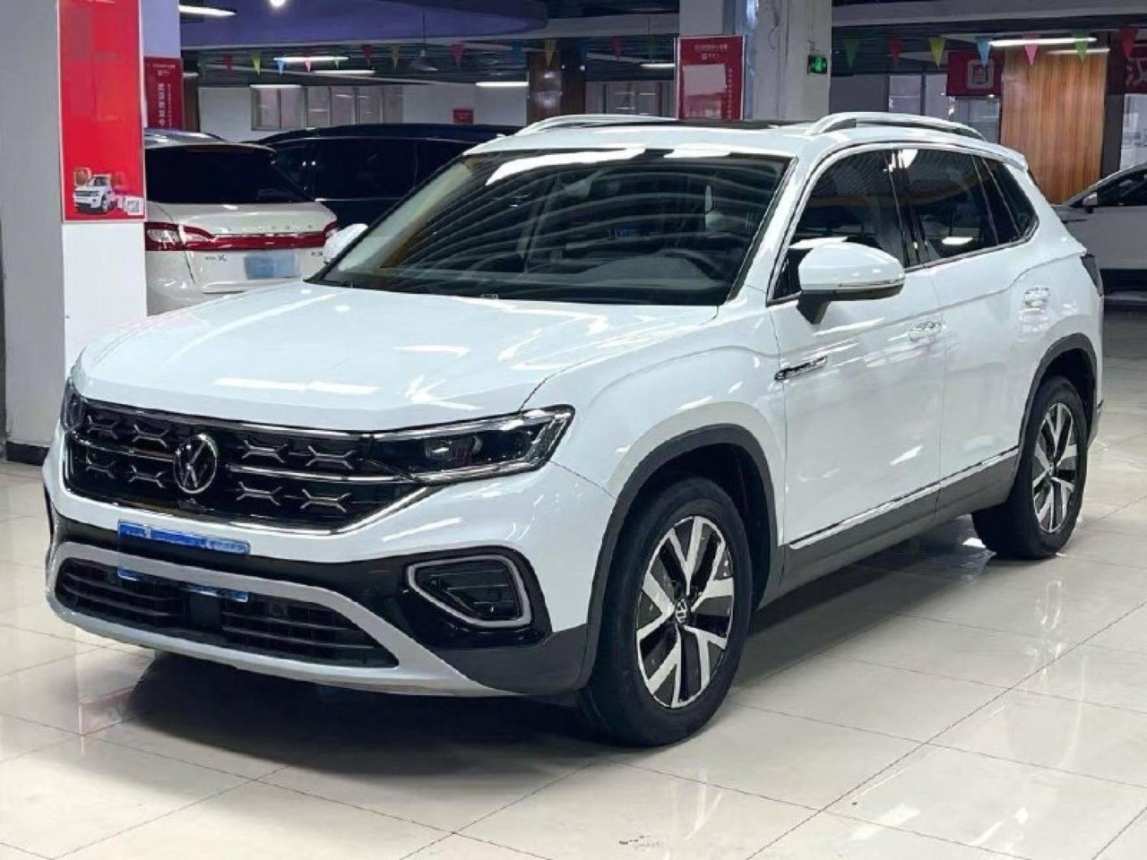 Volkswagen Tayron Luxury Plus 2023
