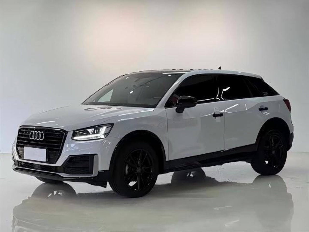 Audi Q2L 35 TFSI Fashion 2021