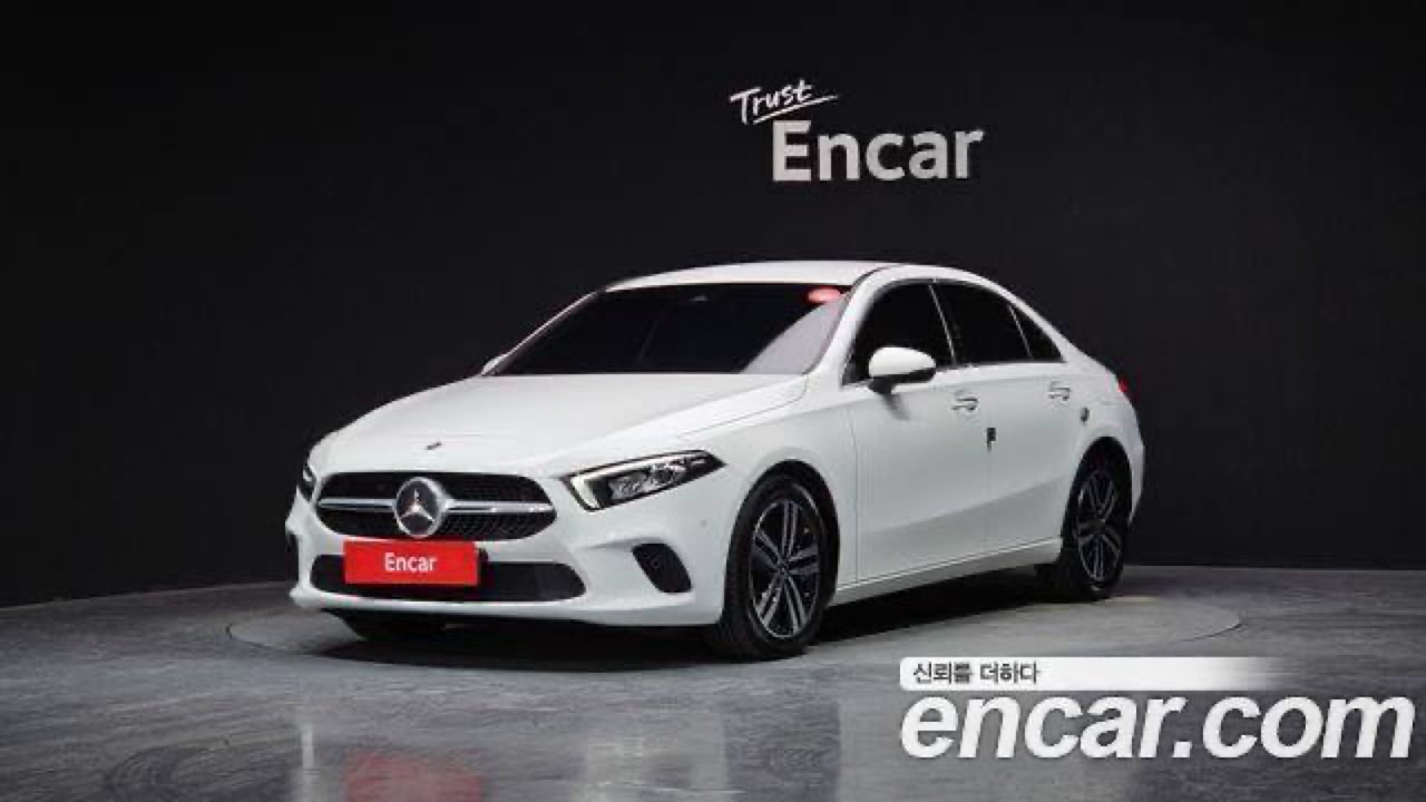 Mercedes-Benz A 200d Sedan 2022